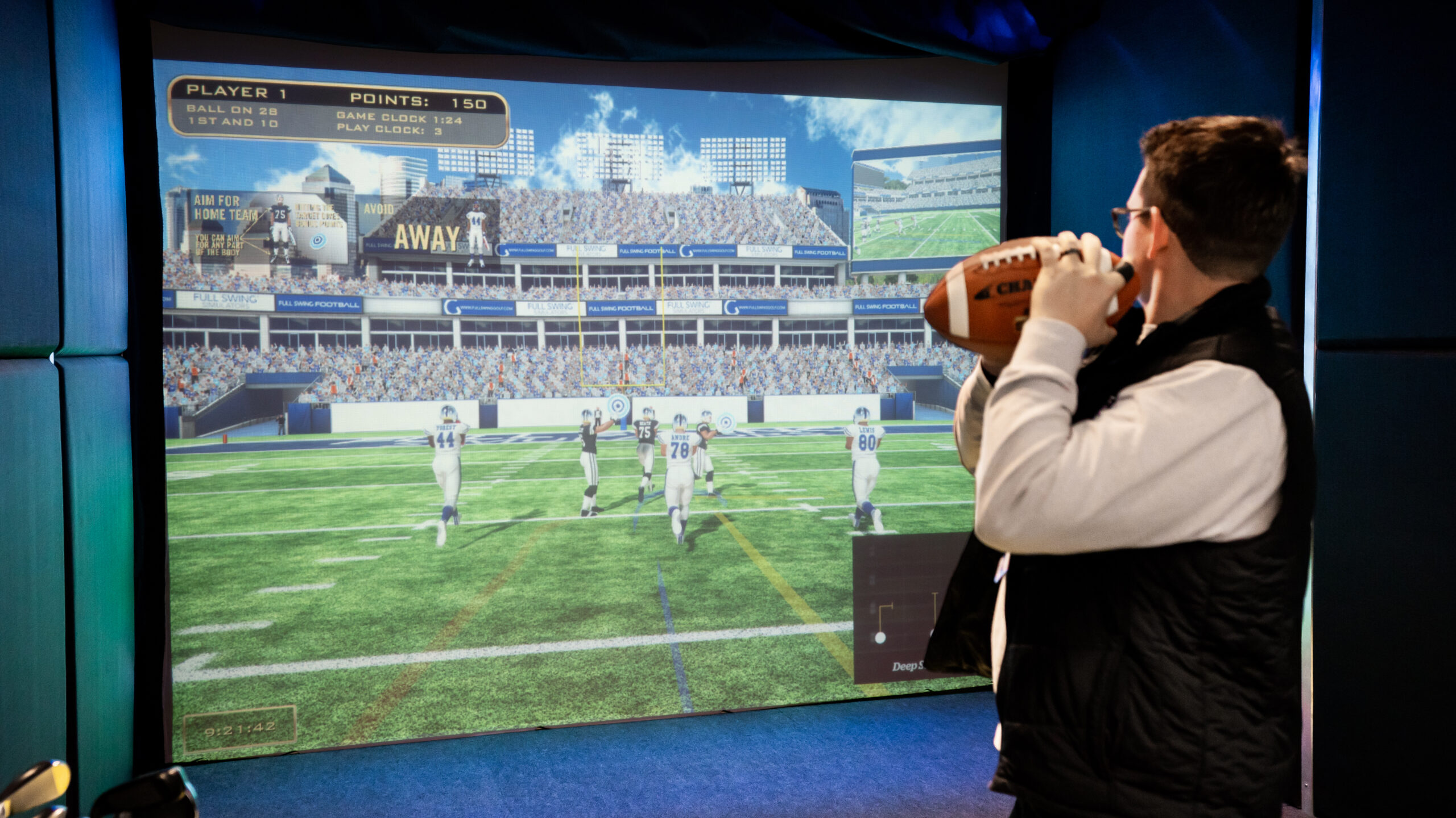 TopGolf Swing Suites - Paragon Casino Resort - Photo 1